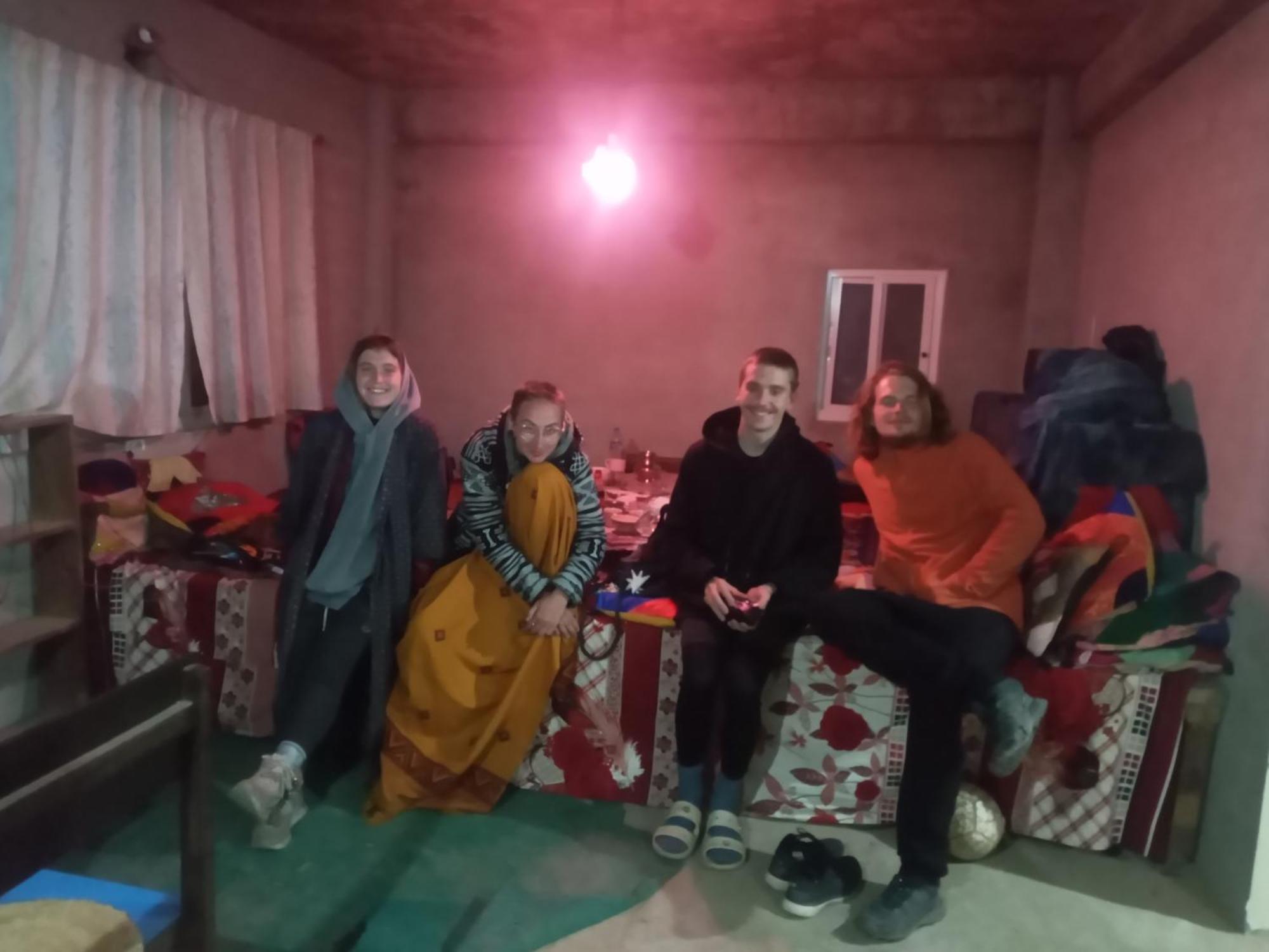 נגאקוט Unique Point Home Stay מראה חיצוני תמונה